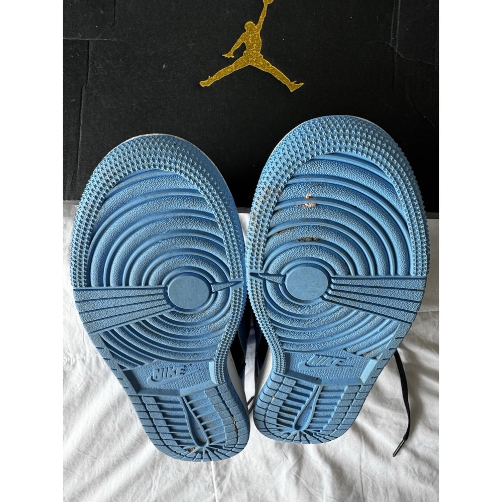 Nike Air Jordan 1 Youth Mid retro BB Sneakers University Blue Black Size 7 EUC - Picture 9 of 10